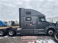 2017 VOLVO TRUCK VNL