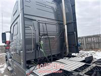 2017 VOLVO TRUCK VNL