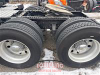 2017 VOLVO TRUCK VNL