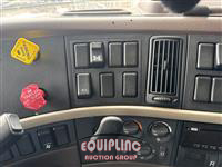 2017 VOLVO TRUCK VNL