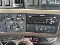 2017 VOLVO TRUCK VNL