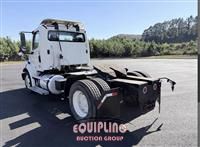 2013 Freightliner M2 112 S/A 4X2 DAY CAB TRUCK T