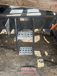 2014 Freightliner Columbia