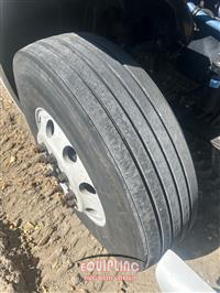 2014 Freightliner Columbia