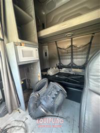 2014 Freightliner Columbia