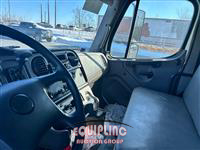 2019 Freightliner M2 106 4X2 S/A 26FT BOX TRUCK