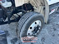 2019 Freightliner M2 106 4X2 S/A 26FT BOX TRUCK