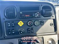 2019 Freightliner M2 106 4X2 S/A 26FT BOX TRUCK