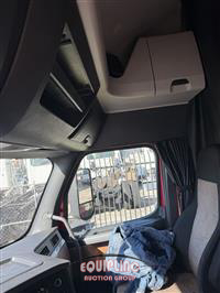 2018 Freightliner CASCADIA T/A 6X4 SLEEPER TRUCK