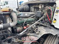 2017 VOLVO TRUCK VNL