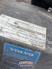 2017 VOLVO TRUCK VNL