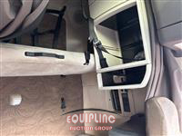 2017 VOLVO TRUCK VNL