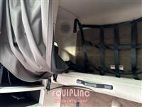 2017 VOLVO TRUCK VNL