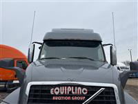 2017 VOLVO TRUCK VNL