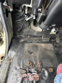 2015 Hino 268 BOX TRUCK