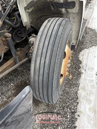 2015 Hino 268 BOX TRUCK