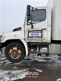 2015 Hino 268 BOX TRUCK