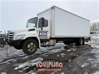 2015 Hino 268 BOX TRUCK