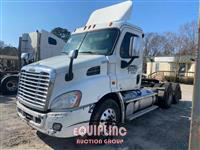 2014 Freightliner CA113DC
