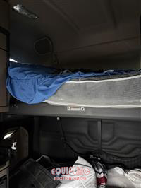 2017 Freightliner CASCADIA