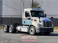 2014 Freightliner CASCADIA CA113DC T/A 6X4 DAY C