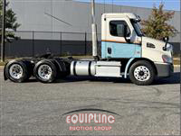 2014 Freightliner CASCADIA CA113DC T/A 6X4 DAY C