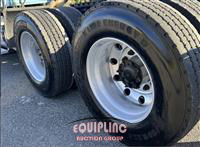 2014 Freightliner CASCADIA CA113DC T/A 6X4 DAY C