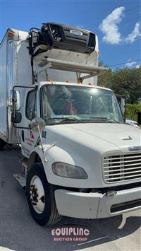 2015 Freightliner M2 4X2 26FT REEFER BOX TRUCK