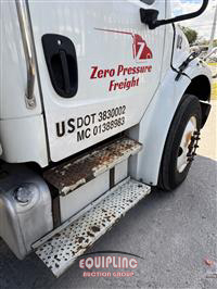 2015 Freightliner M2 4X2 26FT REEFER BOX TRUCK