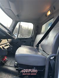 2019 Freightliner M2