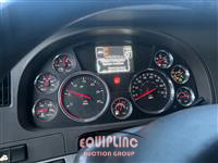 2016 Kenworth T680 6X4 T/A SLEEPER TRUCK TRA