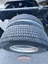 2016 Kenworth T680 6X4 T/A SLEEPER TRUCK TRA