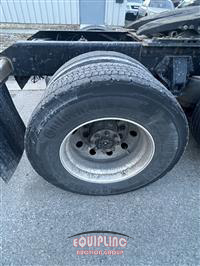 2016 Kenworth T680 6X4 T/A SLEEPER TRUCK TRA