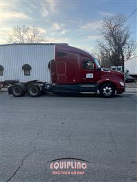 2016 Kenworth T680 6X4 T/A SLEEPER TRUCK TRA