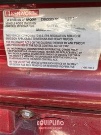 2016 Kenworth T680 6X4 T/A SLEEPER TRUCK TRA