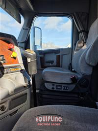 2016 Freightliner CL120 GLIDER 6X4 T/A SLEEPER T