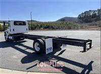 2017 International DURASTAR 4300 S/A 4X2 CAB & CH