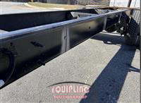 2017 International DURASTAR 4300 S/A 4X2 CAB & CH