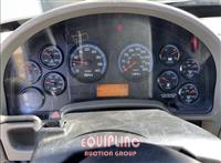 2017 International DURASTAR 4300 S/A 4X2 CAB & CH