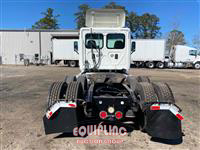 2012 Freightliner Freghtliner Cascadia 6X4 T/A D