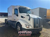 2020 Peterbilt 579 6X4 T/A MID ROOF TRUCK TRA