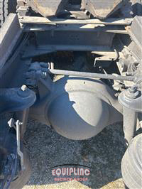 2020 Peterbilt 579 6X4 T/A MID ROOF TRUCK TRA