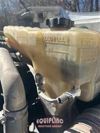 2020 Peterbilt 579 6X4 T/A MID ROOF TRUCK TRA