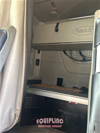 2020 Peterbilt 579 6X4 T/A MID ROOF TRUCK TRA