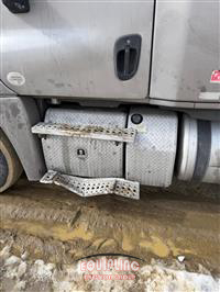 2016 Freightliner CASCADIA 125 6X4 T/A SLEEPER T