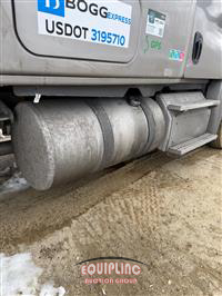 2016 Freightliner CASCADIA 125 6X4 T/A SLEEPER T