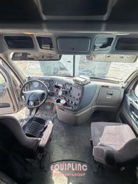 2016 Freightliner CASCADIA 125 6X4 T/A SLEEPER T