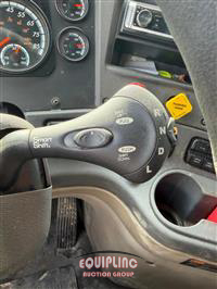 2016 Freightliner CASCADIA 125 6X4 T/A SLEEPER T