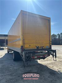 2020 International MV607 4X2 S/A 26FT BOX TRUCK