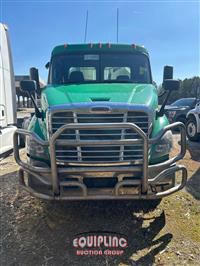 2019 Freightliner Cascadia CA113DC 6X4 T/A DAY C